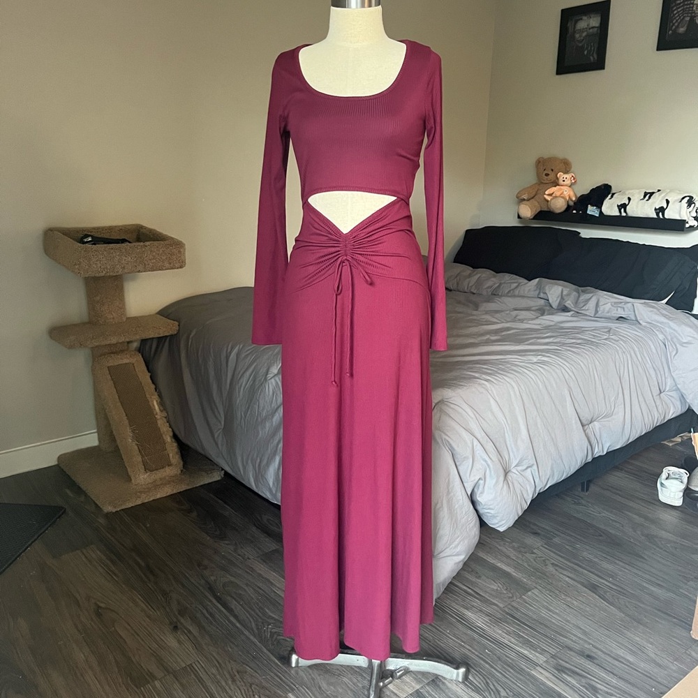 full length maroon ribbed long sleeve dress with cute stomach cutout
